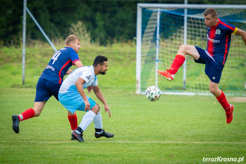 Zorza Łęki Dukielskie - Orzeł Faliszówka 0:2