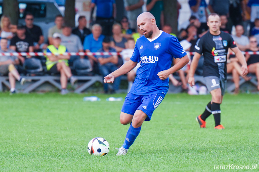 Zorza Łęki Dukielskie - Tempo Nienaszów