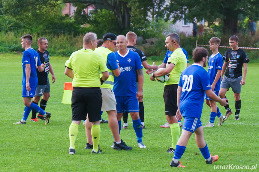 Zorza Łęki Dukielskie - Tempo Nienaszów