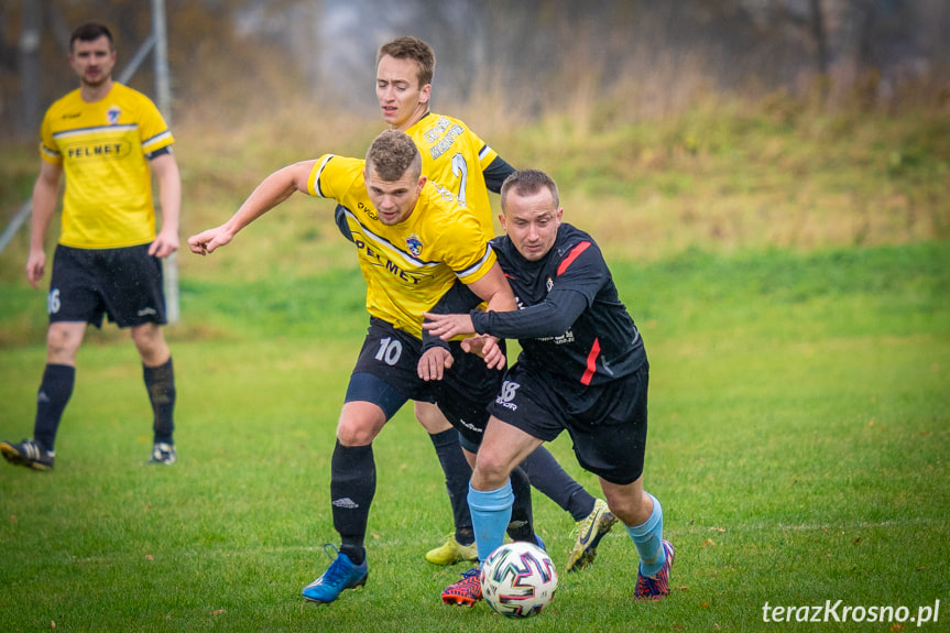 Zorza Łęki Dukielskie - Wisłok Krościenko Wyżne 4:3