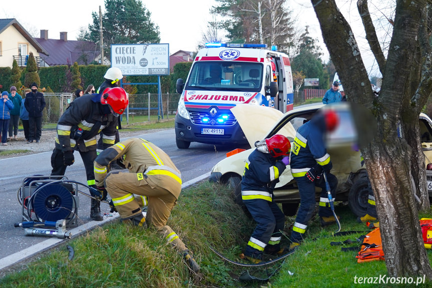 Zręcin. Zderzenie dwóch samochodów