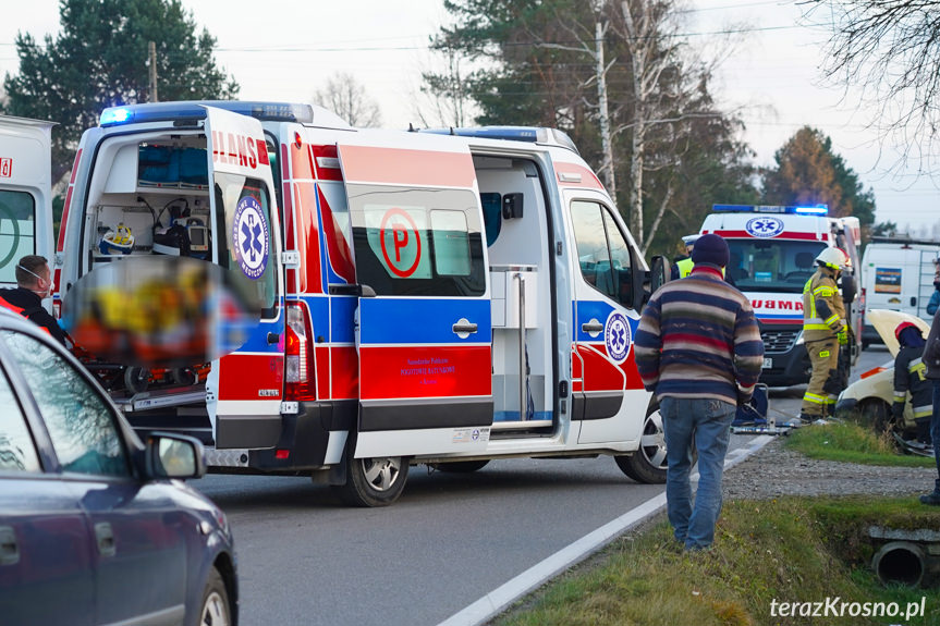 Zręcin. Zderzenie dwóch samochodów