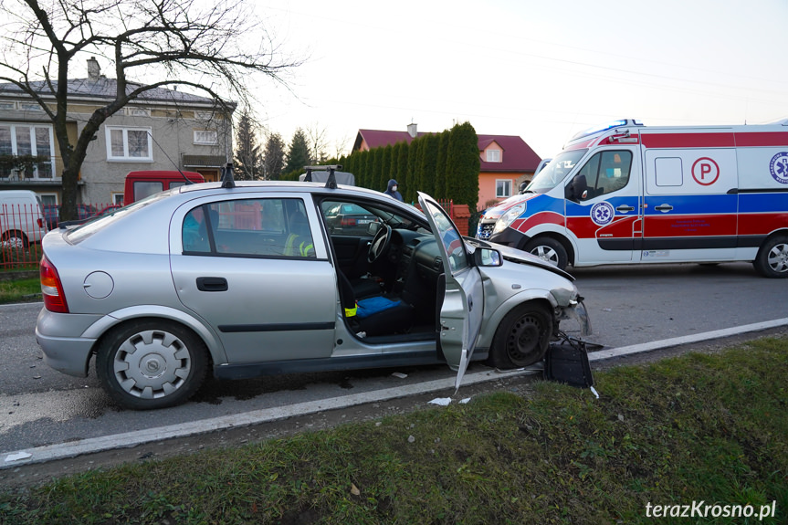 Zręcin. Zderzenie dwóch samochodów