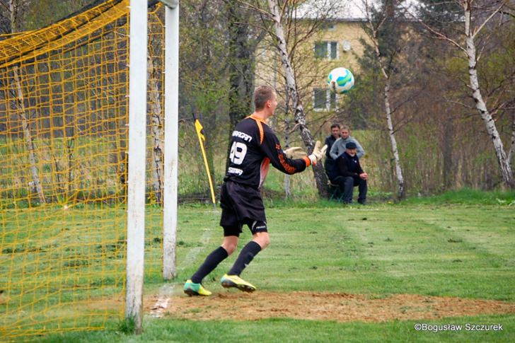 Huragan Jasionka - Victoria Dobieszyn 2:0