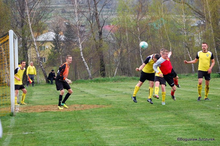 Huragan Jasionka - Victoria Dobieszyn 2:0