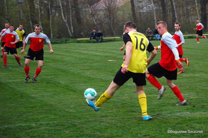 Huragan Jasionka - Victoria Dobieszyn 2:0