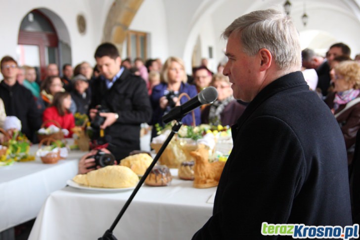 Święcenie wielkanocnych koszyków w Krośnie