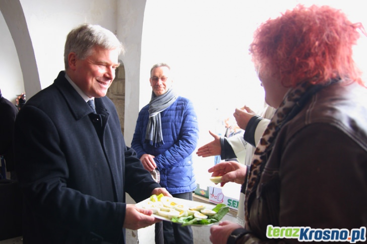 Święcenie wielkanocnych koszyków w Krośnie