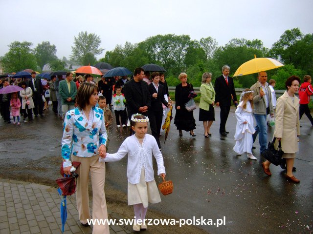 Procesja Bożego Ciała Zręcin - Świerzowa Polska