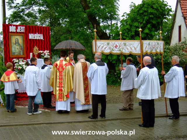 Procesja Bożego Ciała Zręcin - Świerzowa Polska