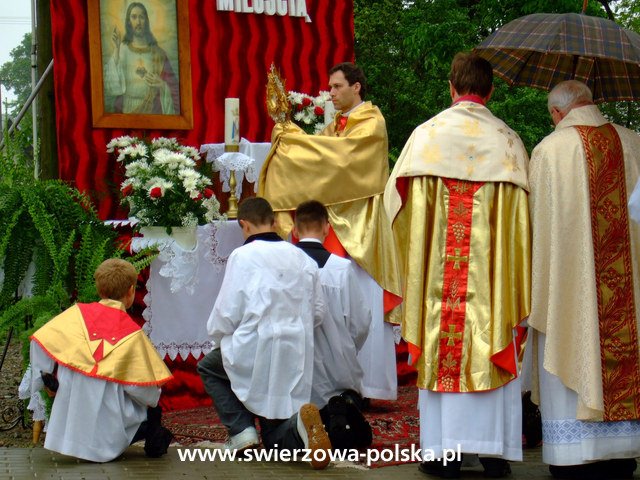 Procesja Bożego Ciała Zręcin - Świerzowa Polska