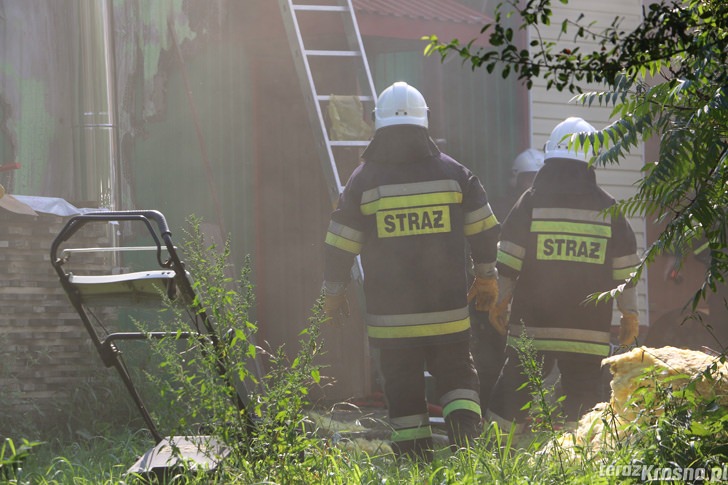 Rogi: Pożar budynku gospodarczego