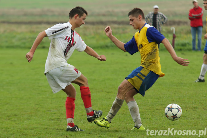 LKS Moderówka - Tęcza Zręcin 0:4