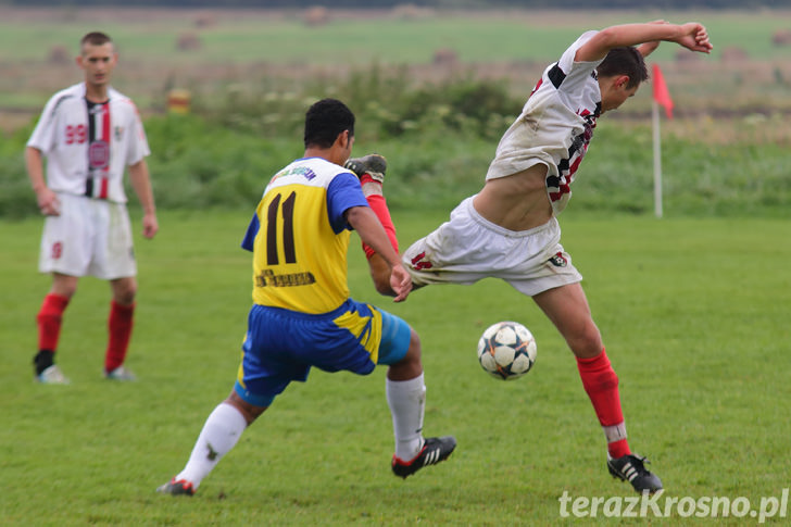 LKS Moderówka - Tęcza Zręcin 0:4