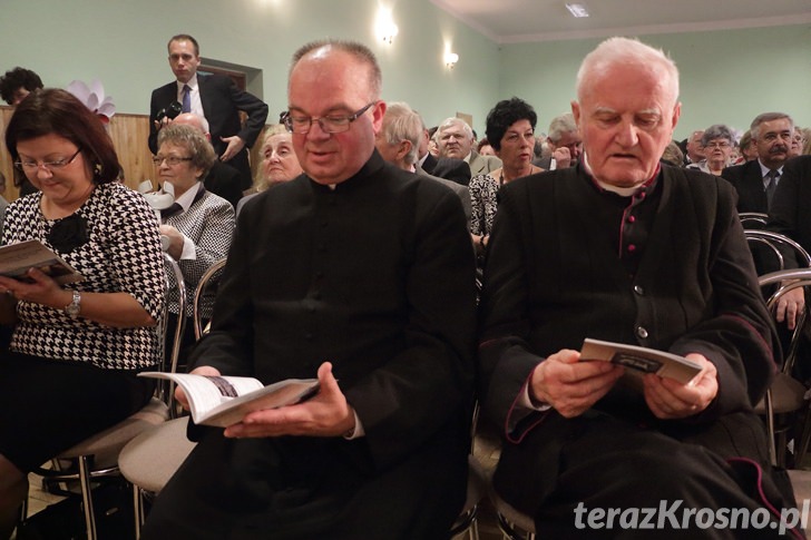 Podwójny jubileusz Szkoły Podstawowej w Zręcinie