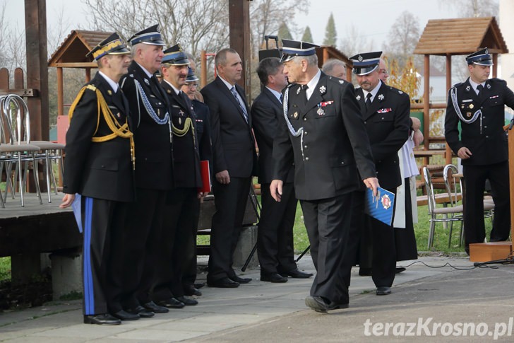 Oficjalne przekazanie samochodu dla OSP Zręcin