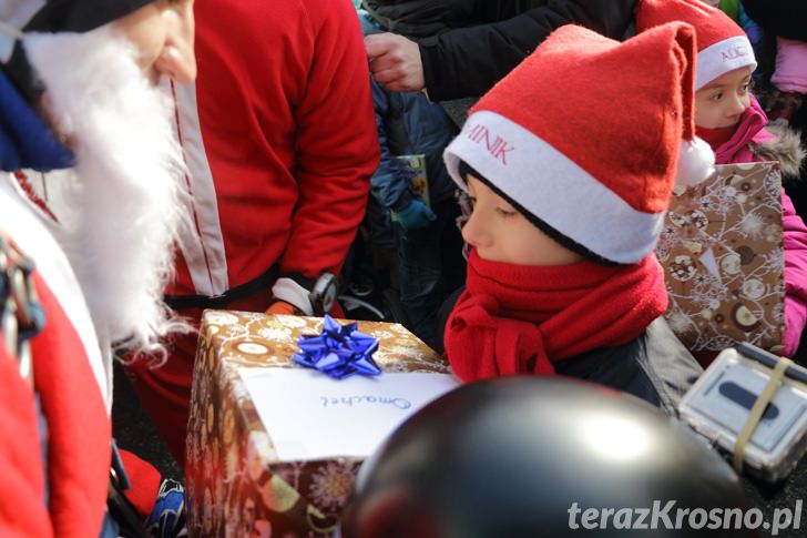 Mikołaje przylecieli z nieba 