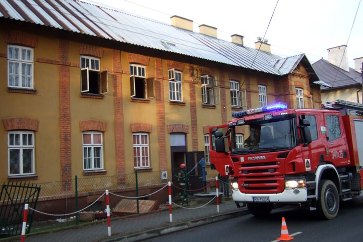 Pożar w Krośnie przy ul. Popiełuszki