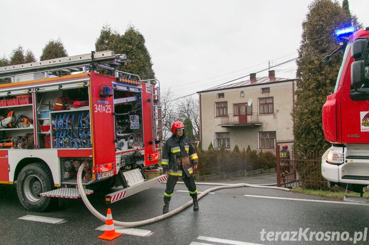 Pożar domu na ul. Popiełuszki w Krośnie