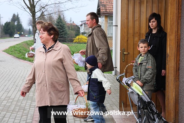 Święcenie pokarmów w Świerzowej Polskiej