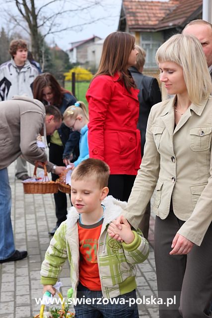 Święcenie pokarmów w Świerzowej Polskiej