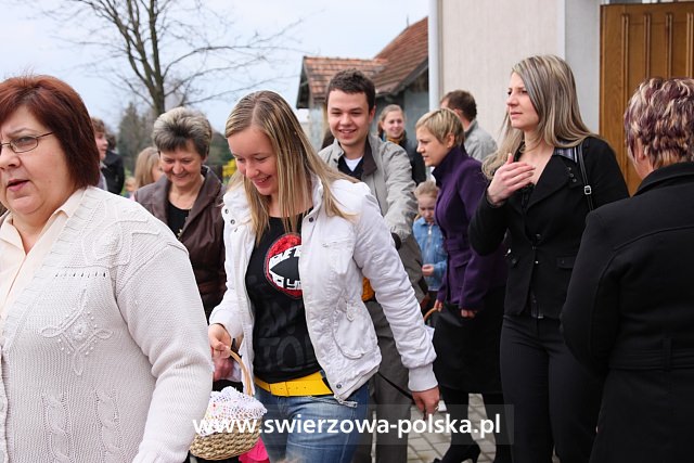 Święcenie pokarmów w Świerzowej Polskiej