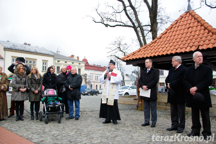 Święcenie pokarmów na Rynku w Krośnie