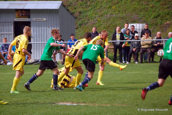 Orzeł Faliszówka - Przełęcz Dukla 2:2