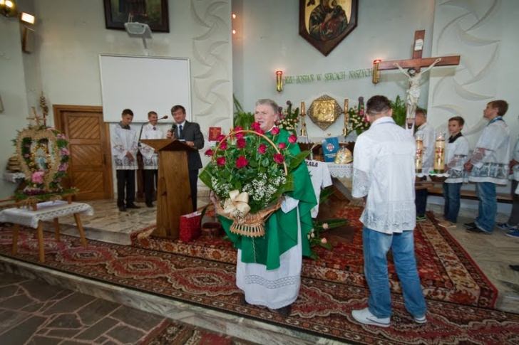 Pożegnanie proboszcza w Szczepańcowej