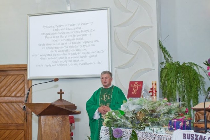 Pożegnanie proboszcza w Szczepańcowej