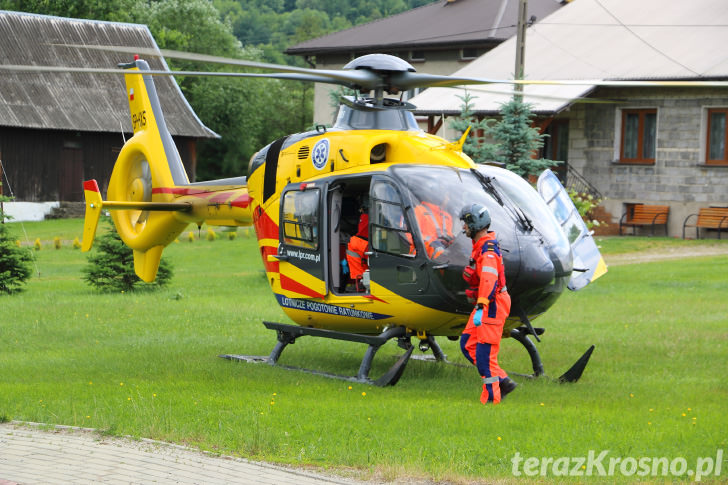 Wypadek w Głojscach, ciągnik przygniótł mężczyznę