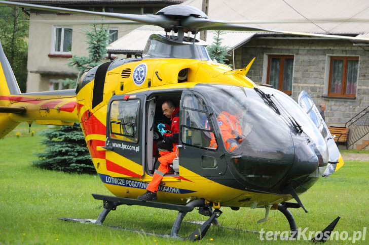 Wypadek w Głojscach, ciągnik przygniótł mężczyznę