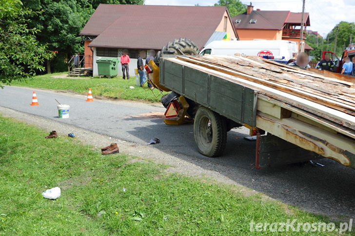 Wypadek w Głojscach, ciągnik przygniótł mężczyznę