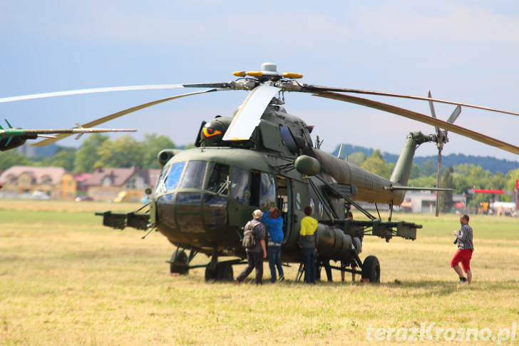 Mi-17 na krośnieńskim lotnisku