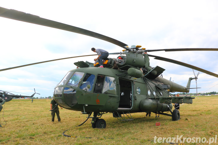 Mi-17 na krośnieńskim lotnisku