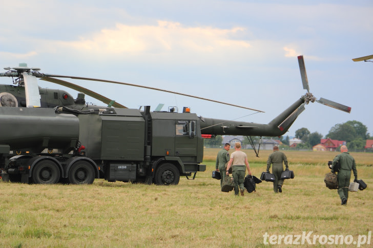 Mi-17 na krośnieńskim lotnisku