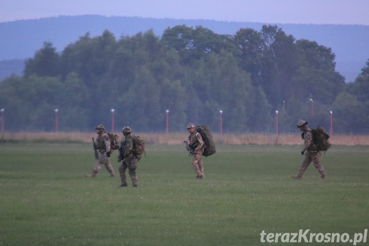 Mi-17 na krośnieńskim lotnisku