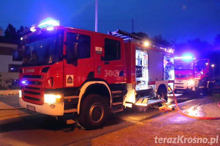 Pożar domu na ul. Różanej w Krośnie