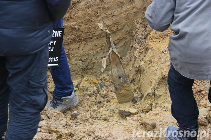 Wydobywanie wraku samolotu Junkers Ju 87 Stuka. Dzień 2