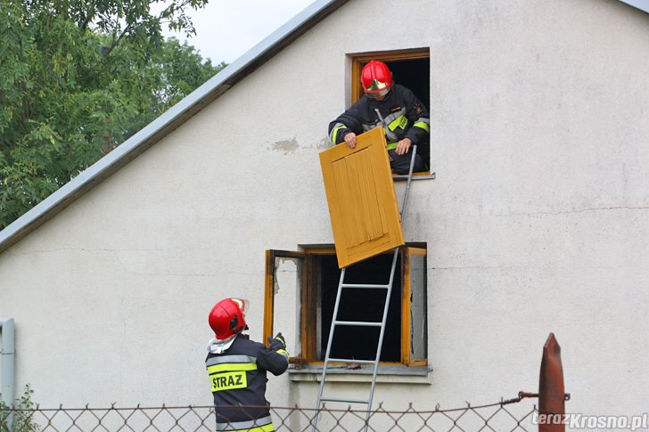 Pożar samochodu w Żarnowcu