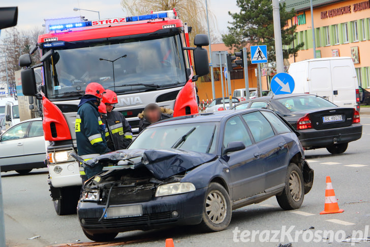 Kolizja na ul. Podkarpackiej w Krośnie