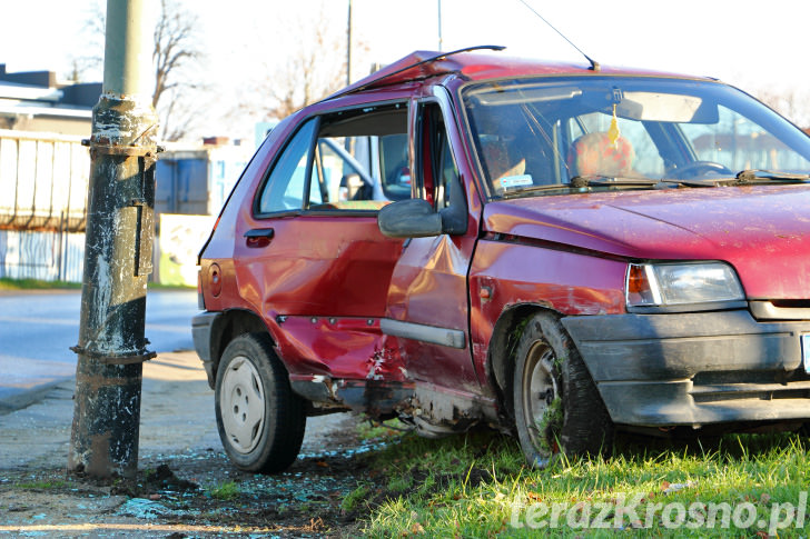 Wjechał w latarnię na Pużaka