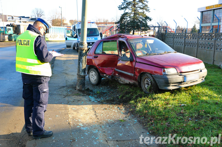 Wjechał w latarnię na Pużaka