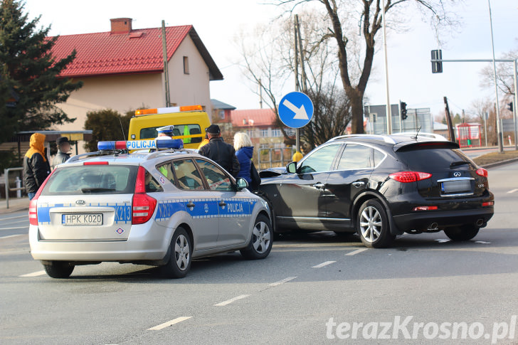 Kolizja na skrzyżowaniu w Krośnie