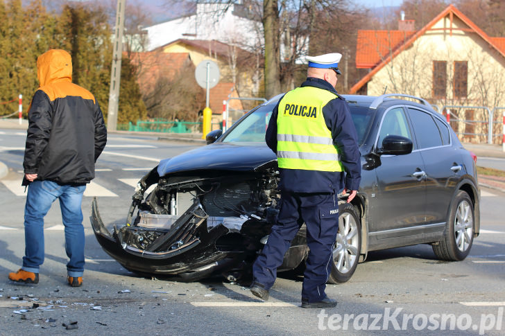 Kolizja na skrzyżowaniu w Krośnie